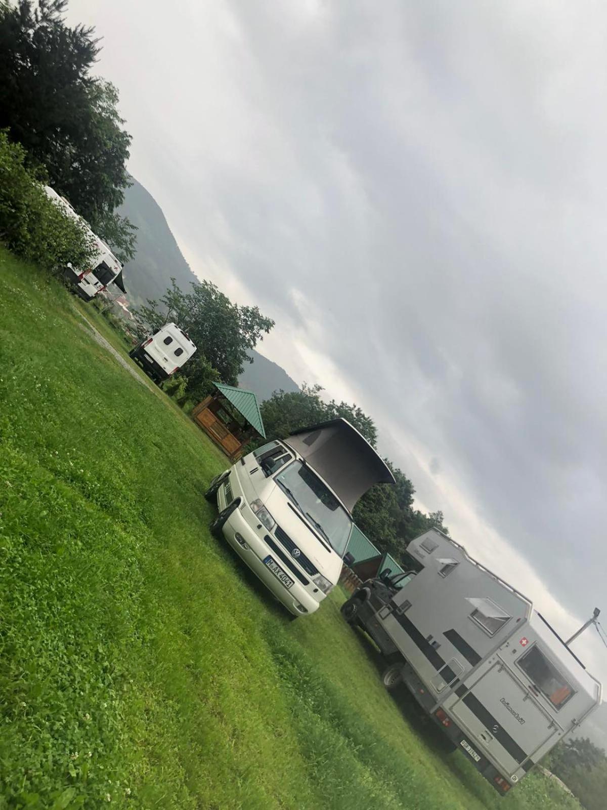 Konaci Oceva Zemlja Vikendica I * Mojkovac