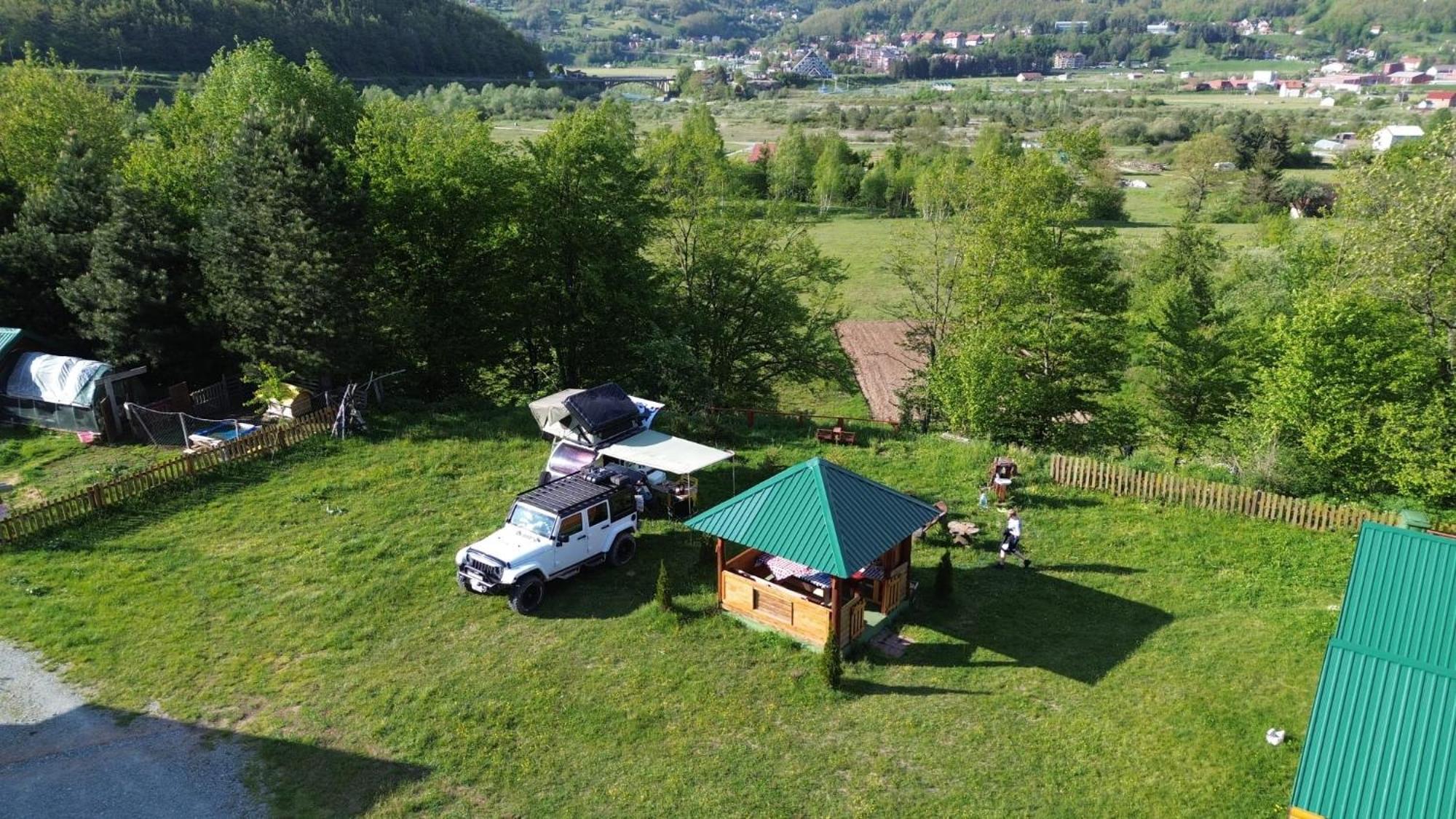 Kamp alanı Konaci Oceva Zemlja Vikendica I *