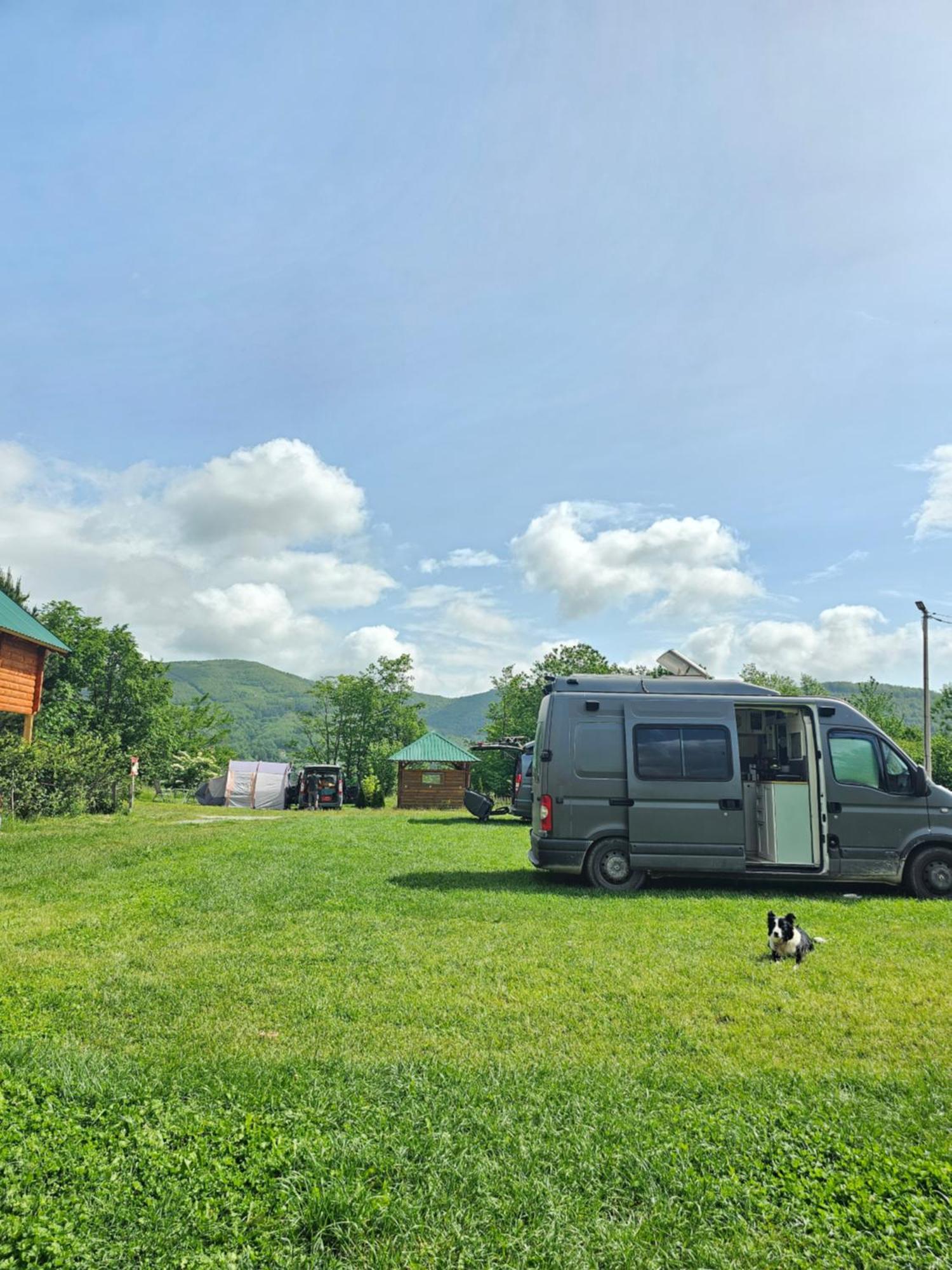 Kamp alanı Konaci Oceva Zemlja Vikendica I
