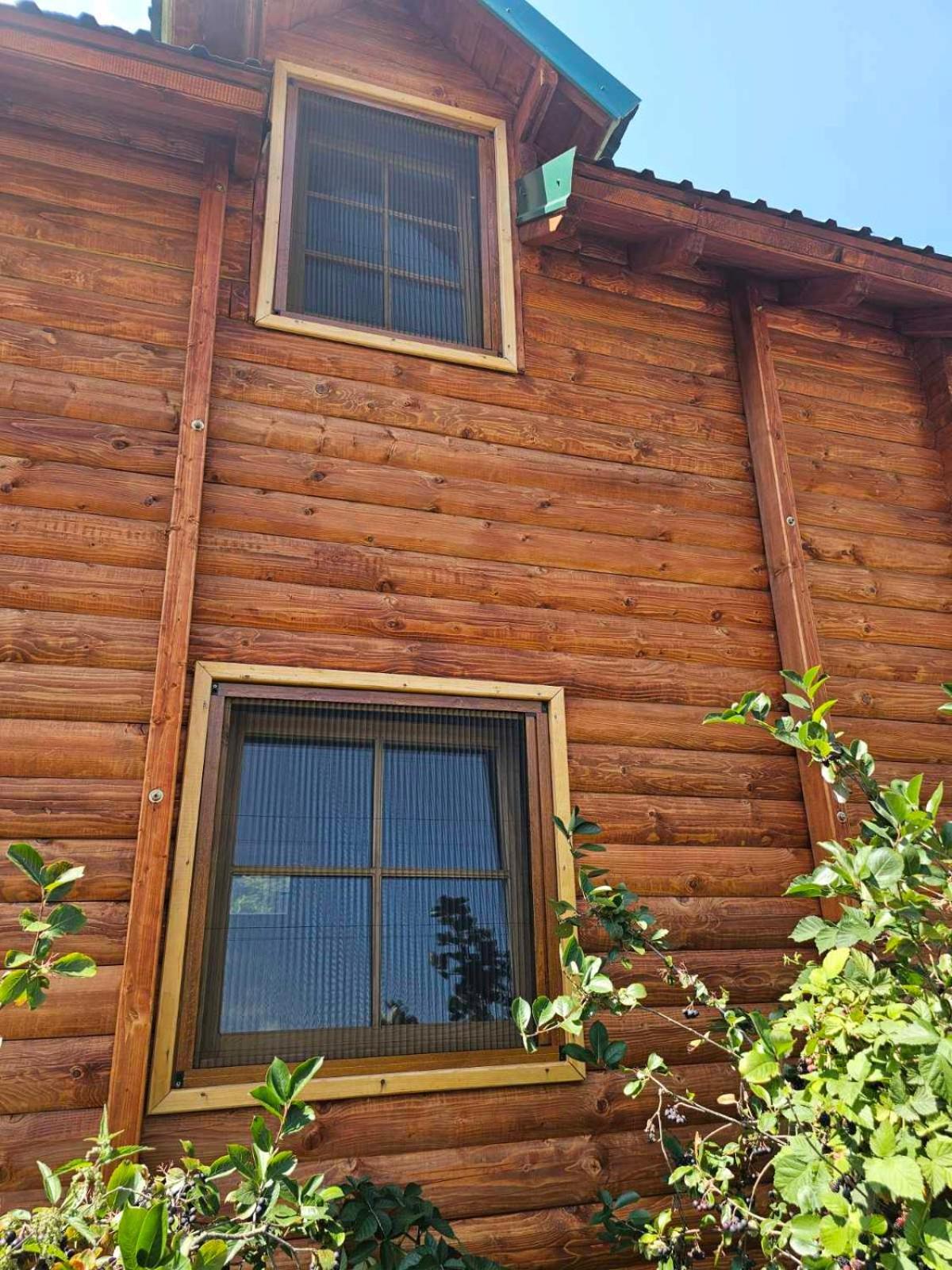 Konaci Oceva Zemlja Vikendica I Kamp alanı