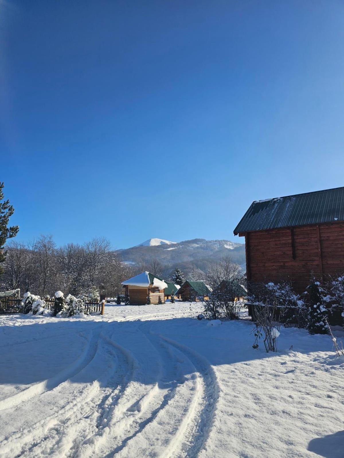 Konaci Oceva Zemlja Vikendica I