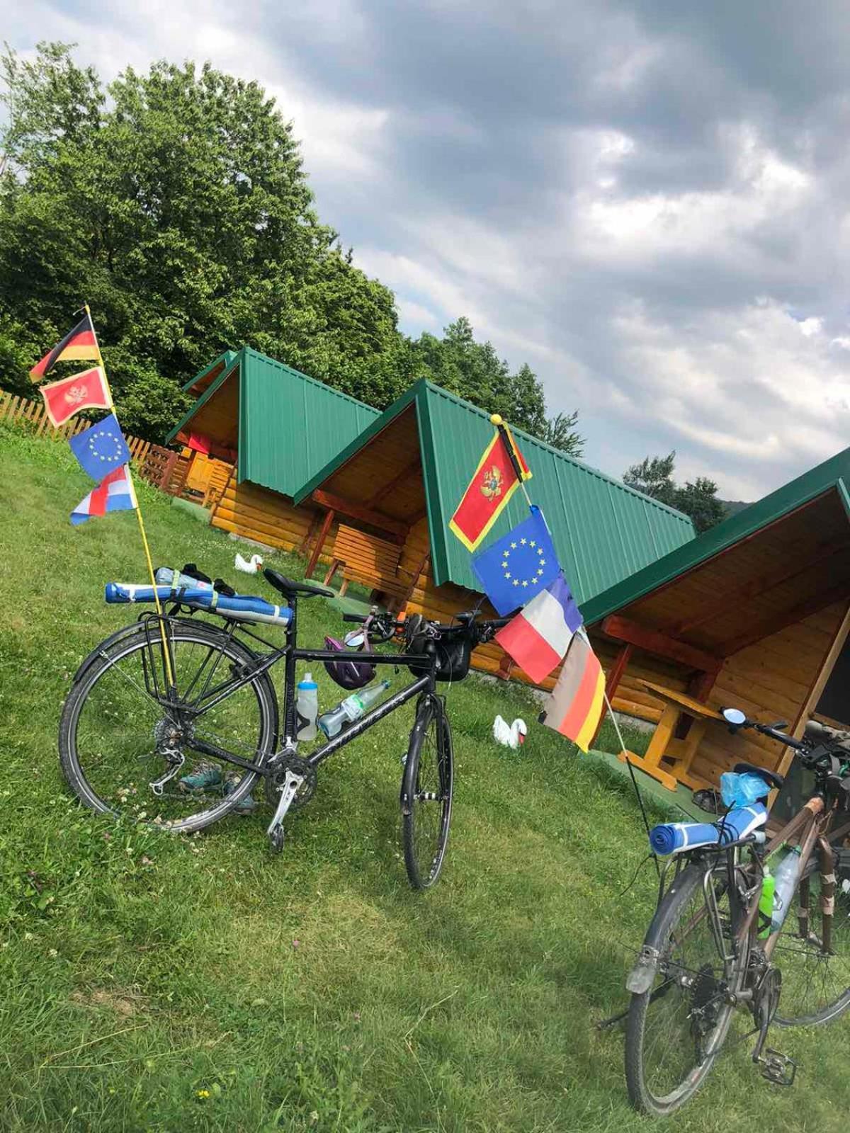 Konaci Oceva Zemlja Vikendica I Campingplatz