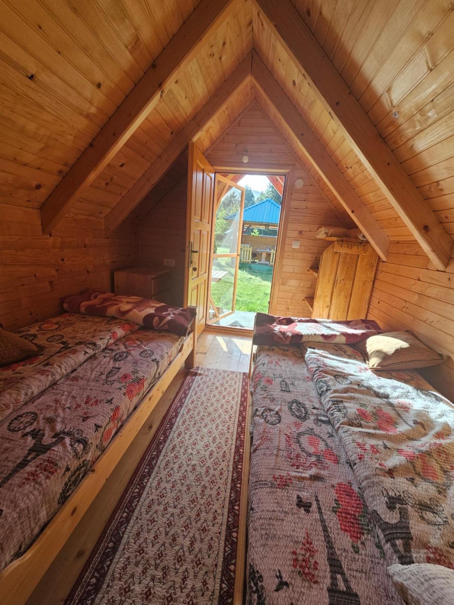 Konaci Oceva Zemlja Vikendica I Campingplatz