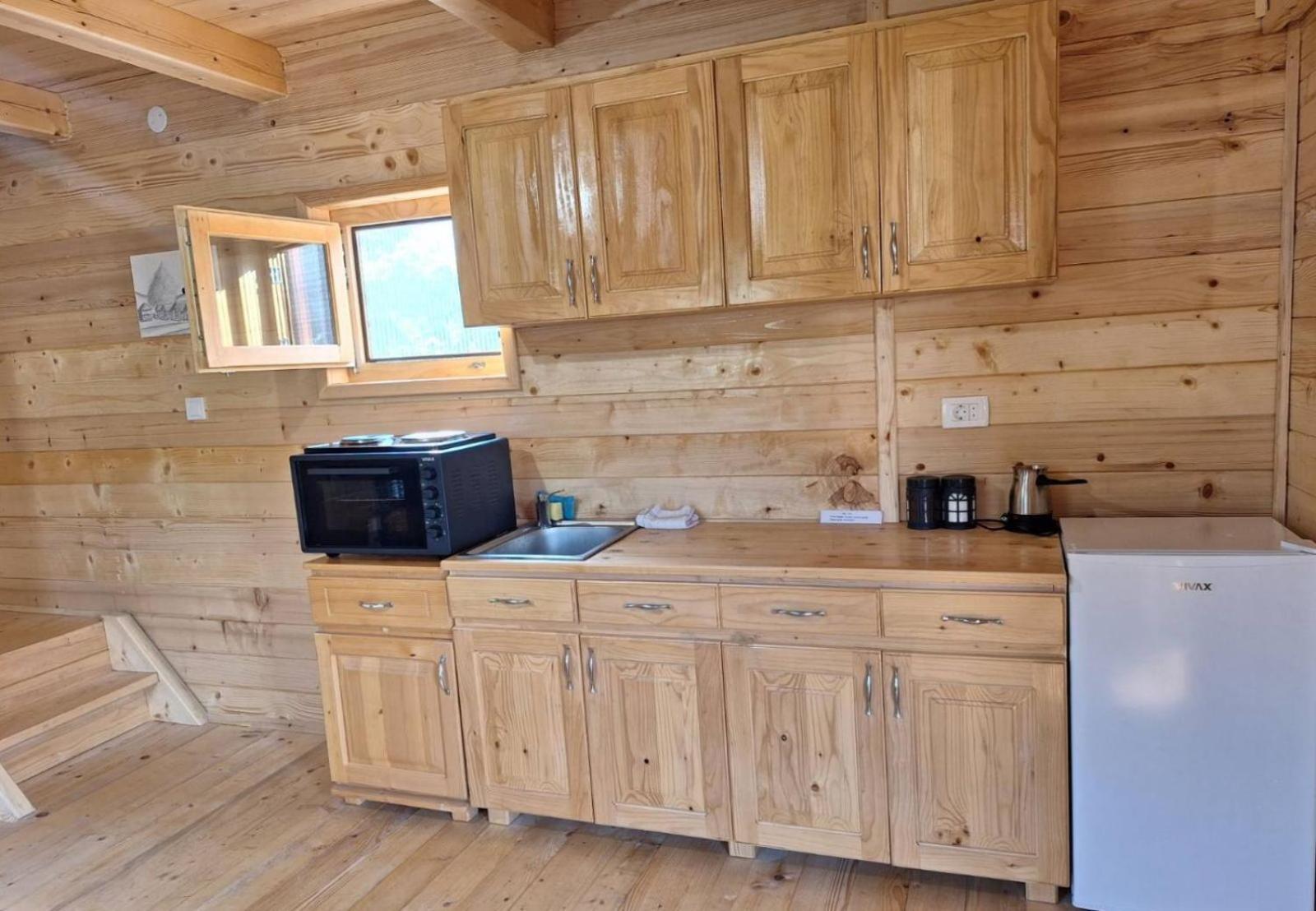 Konaci Oceva Zemlja Vikendica I Campingplatz