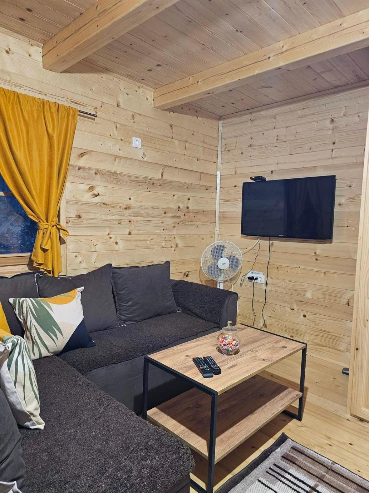 Campingplatz Konaci Oceva Zemlja Vikendica I *